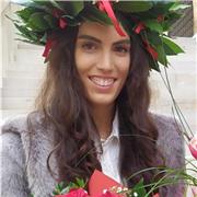 Laureata in Interpretariato e traduzione offre ripetizioni o lezioni di italiano, inglese e cinese